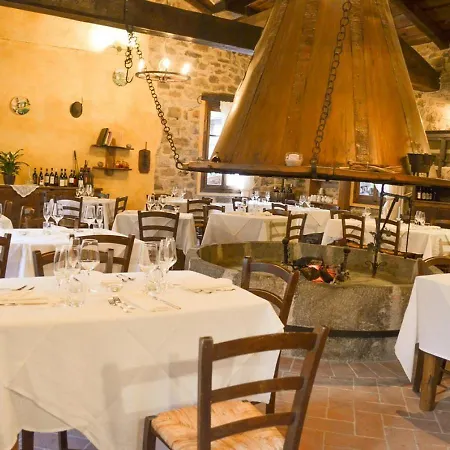 Il Cappellaio Matto Montalto Ligure
