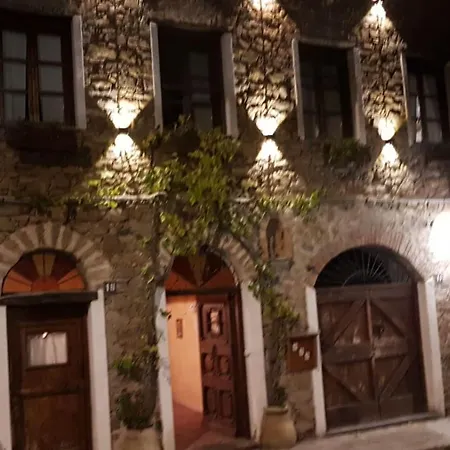 Il Cappellaio Matto Bed & Breakfast Montalto Ligure