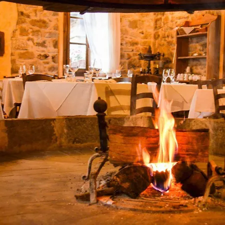 住宿加早餐酒店 Il Cappellaio Matto Montalto Ligure
