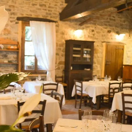 住宿加早餐酒店 Il Cappellaio Matto Montalto Ligure