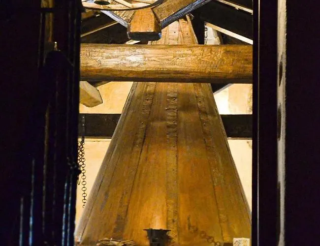 Il Cappellaio Matto Montalto Ligure